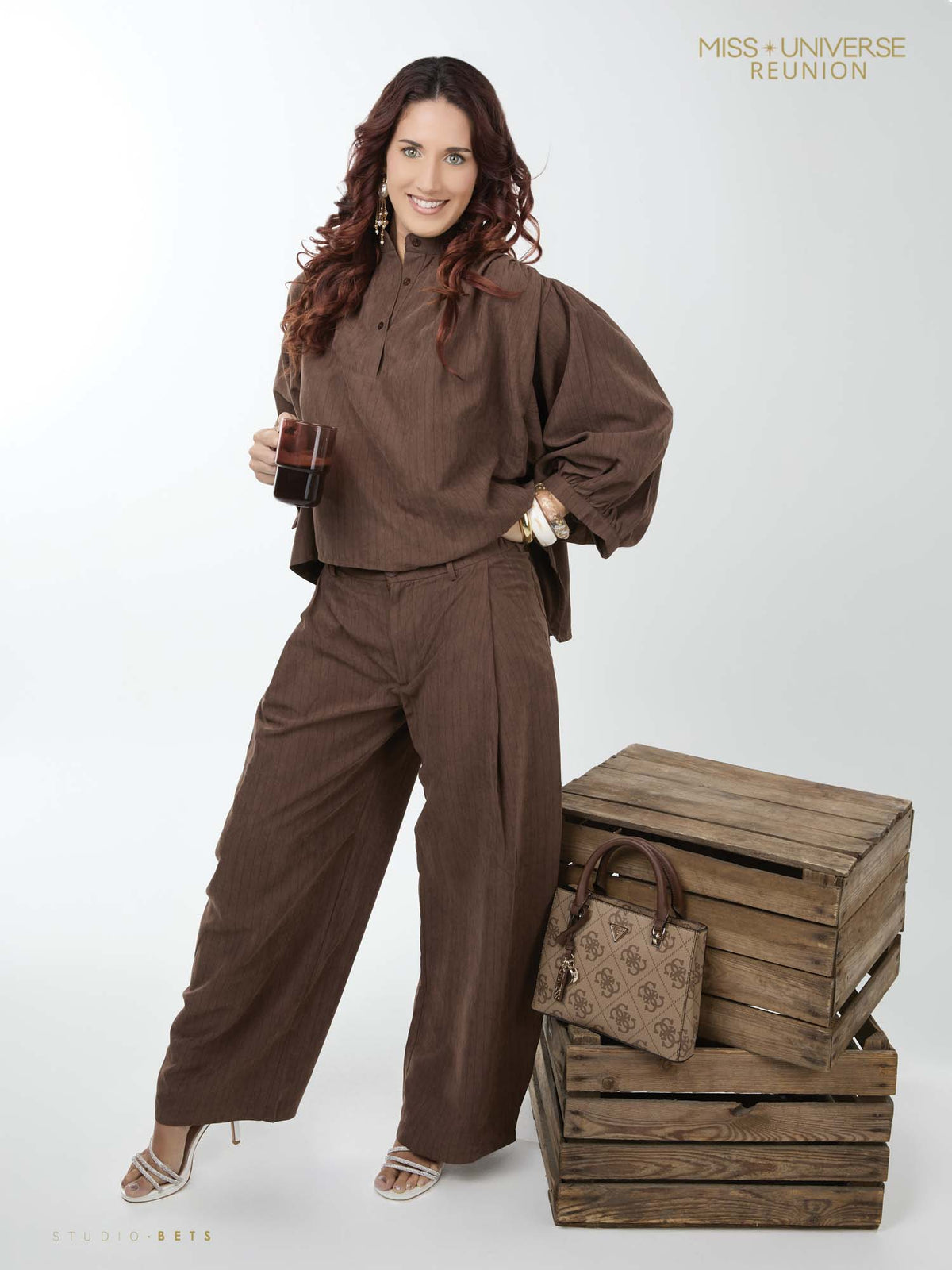 Ensemble AMBRE – Blouse chocolat rayée et pantalon large