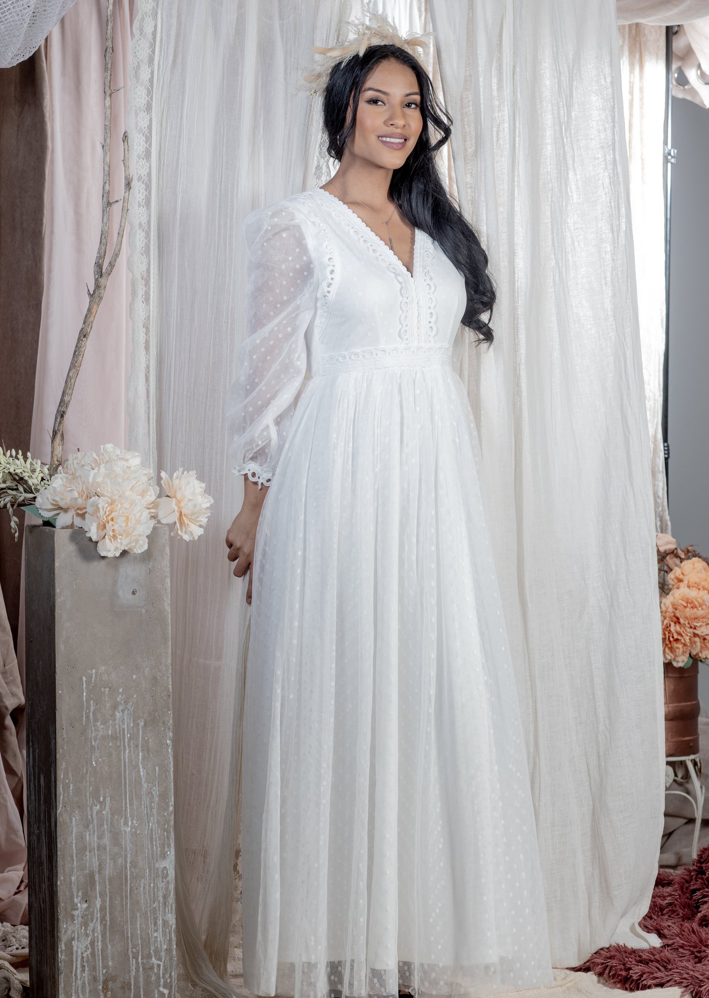 Robe"Blanche Envoûtante"