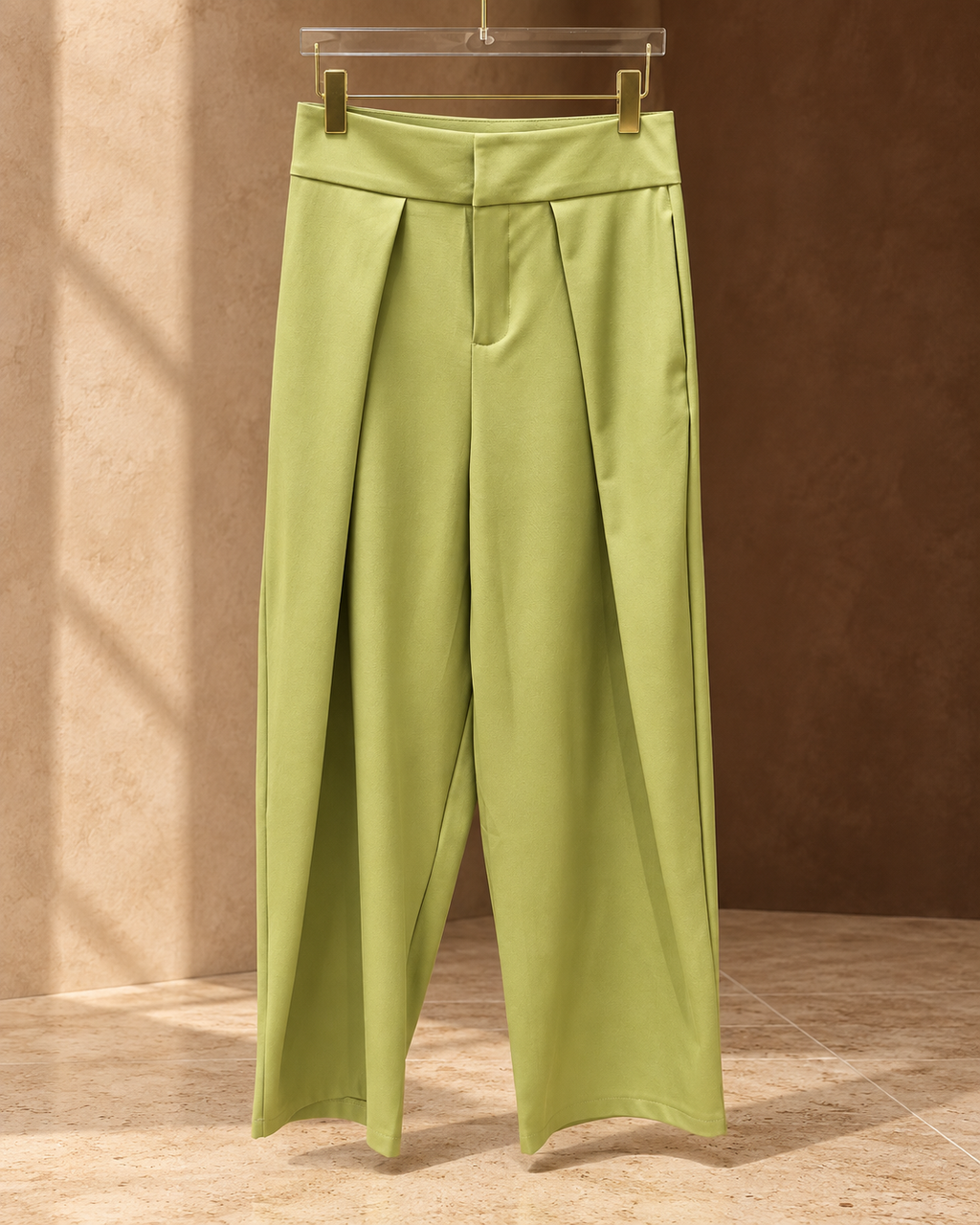 Pantalon ANIS : une coupe taille haute pour une allure affirmée