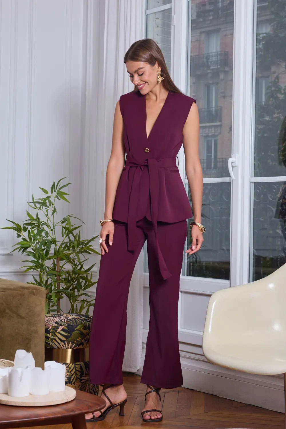 Ensemble “Prestance d’Amour” – Tailleur Bordeaux