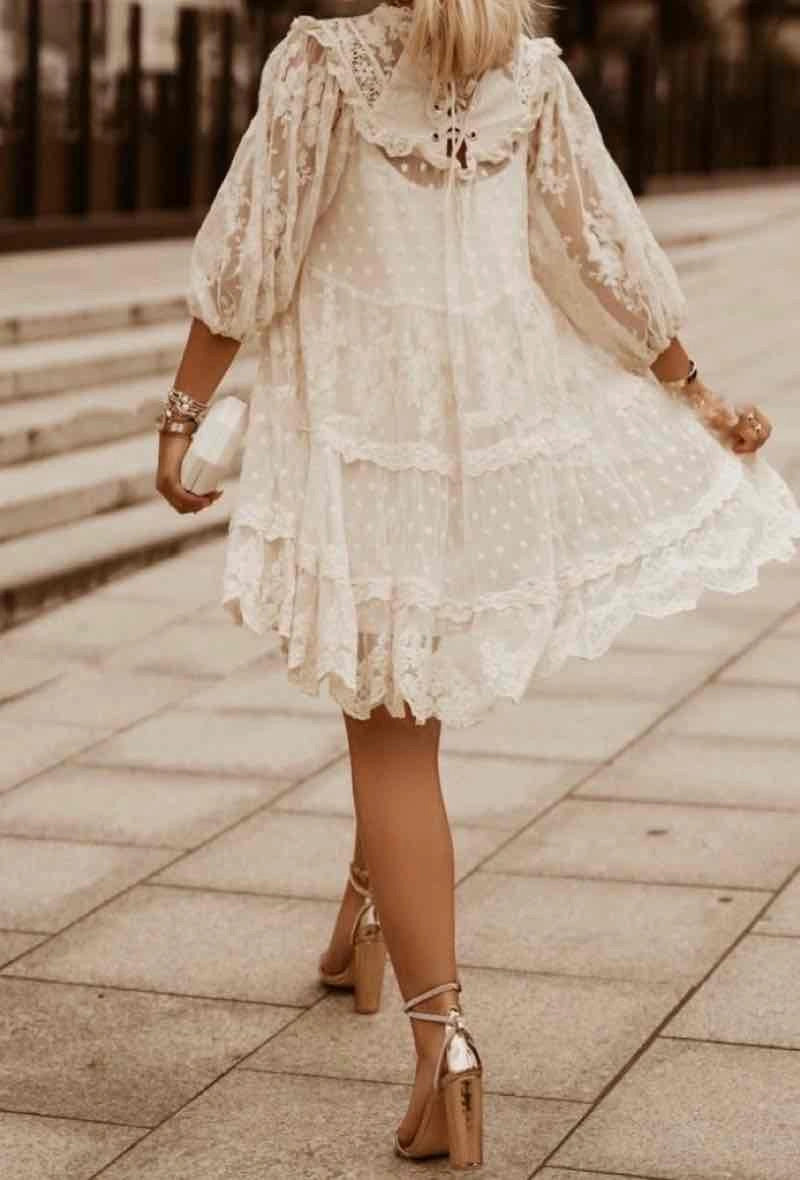 Robe Déborah – Élégance en Dentelle Bohème Chic