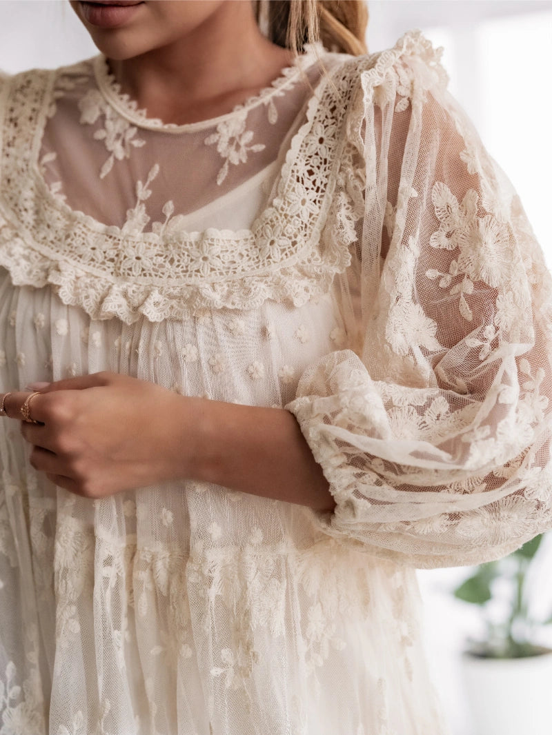Robe Déborah – Élégance en Dentelle Bohème Chic